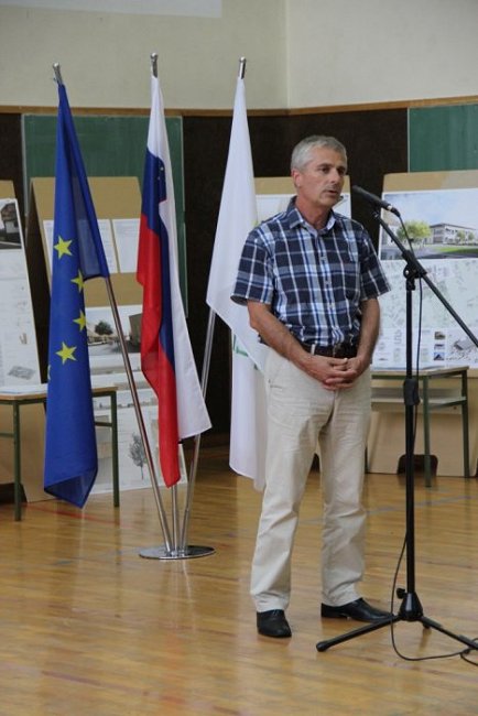 Otvoritev_razstave_eleboratov_O___Cerklje_ob_Krki_11.JPG