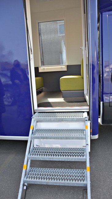 vhod v mb in čakalnica.jpg