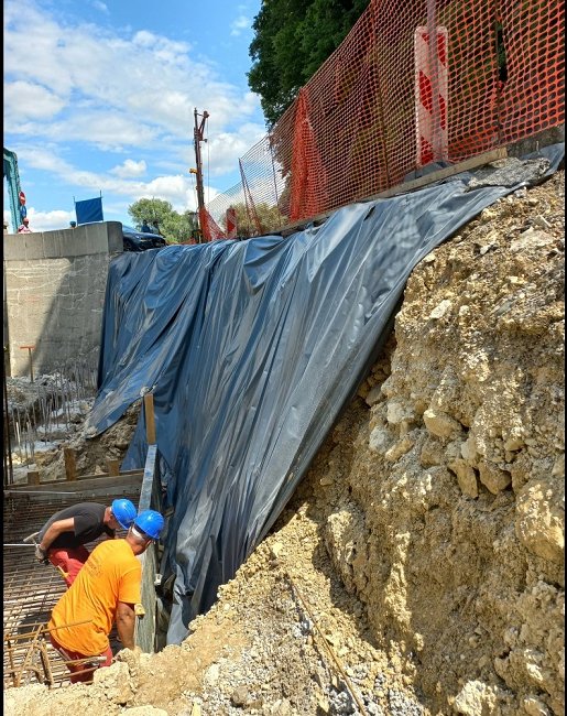 Zahtevno gradbišče na državni cesti Čatež ob Savi-Krška vas 2.jpg