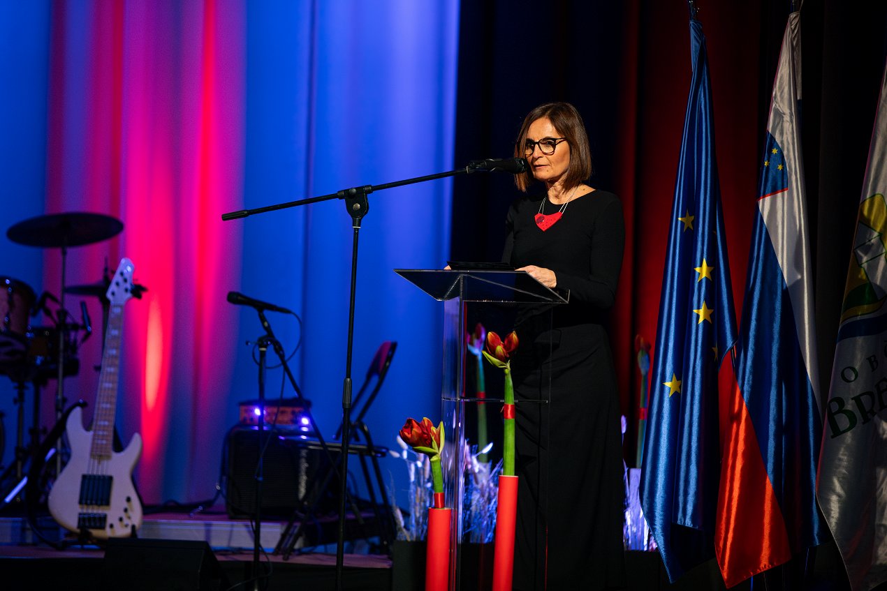 Slavnostna govornica Podelitev priznanj in odličij ZKD Brežice za leto 2023, Brežice, 6.2.2024-36.jpg