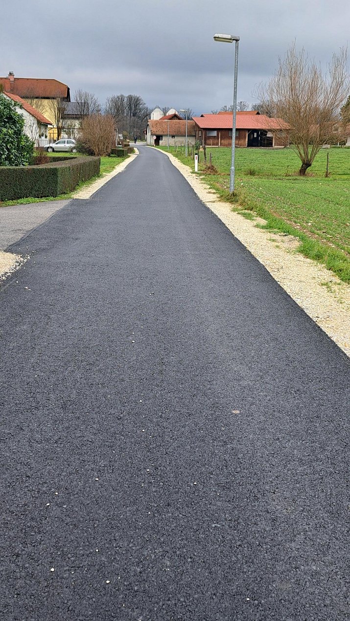 Cesta Brezina (Preskar) - vas.jpg