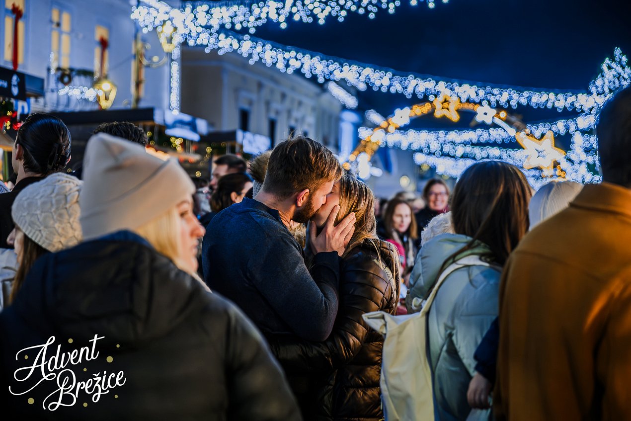 Advent BR 25 Otvoritev drsališča-81.jpg