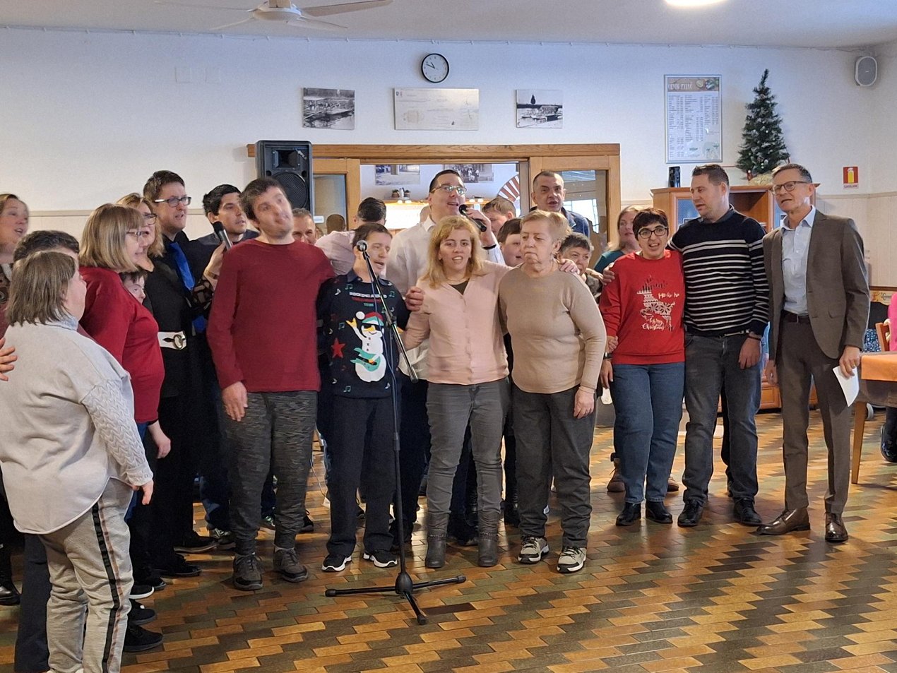 2025 Skupna pesem ob zaključku programa.jpg